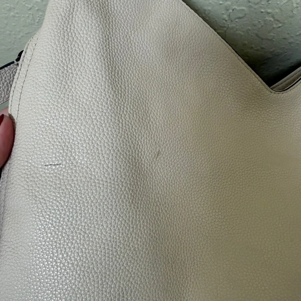 Rebecca Minkoff Chain Hobo Bag Cream Leather Handle Side Zippers‎ Quiet Luxury